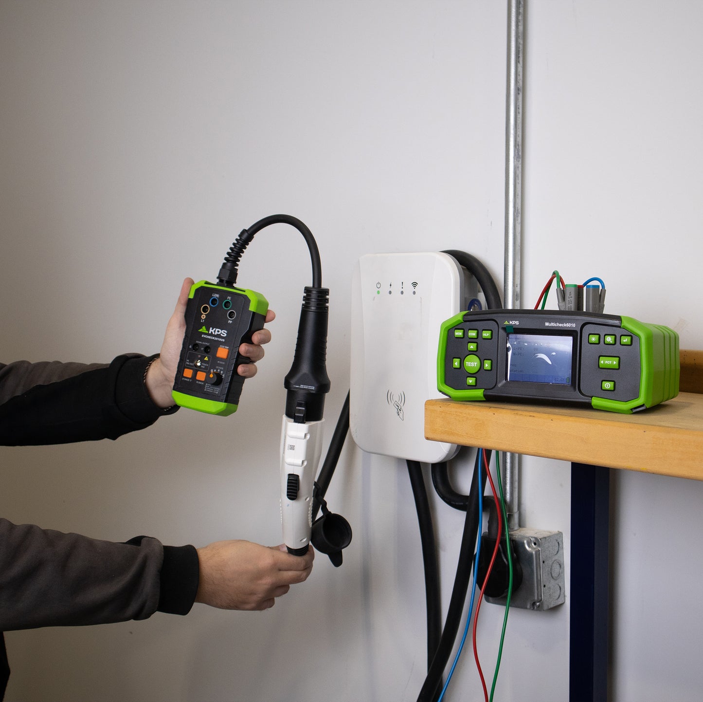 KPS EVCHECK2010US EV Charging Station Simulation Tester